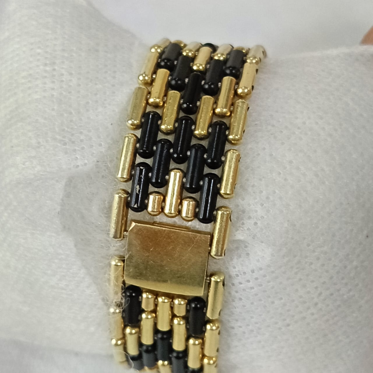 Montre extra plat en plaqué or vintage Quartz