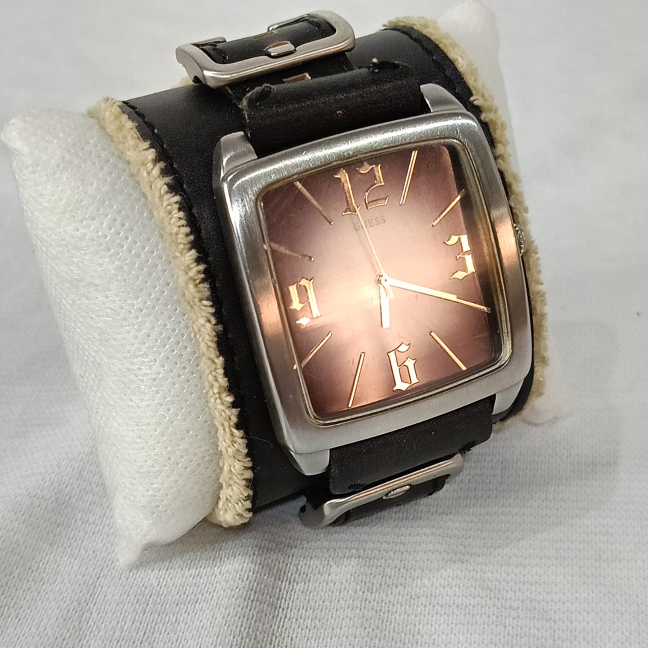 Montre Guess Quartz original rare vintage
