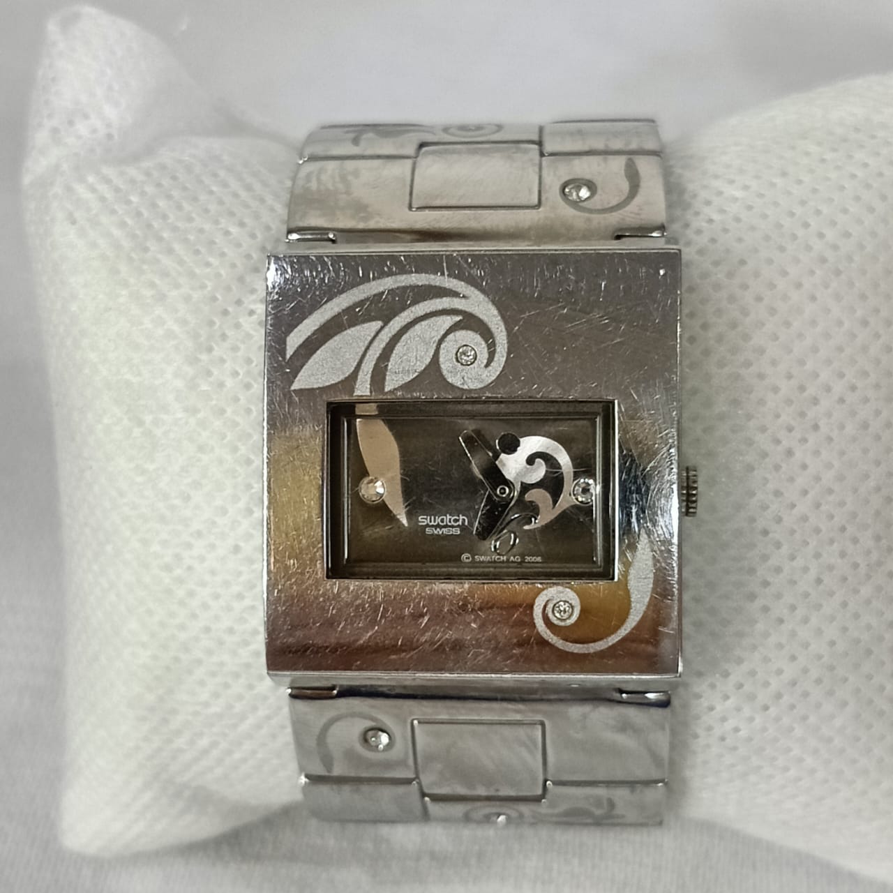 Montre swatch femme original Quartz