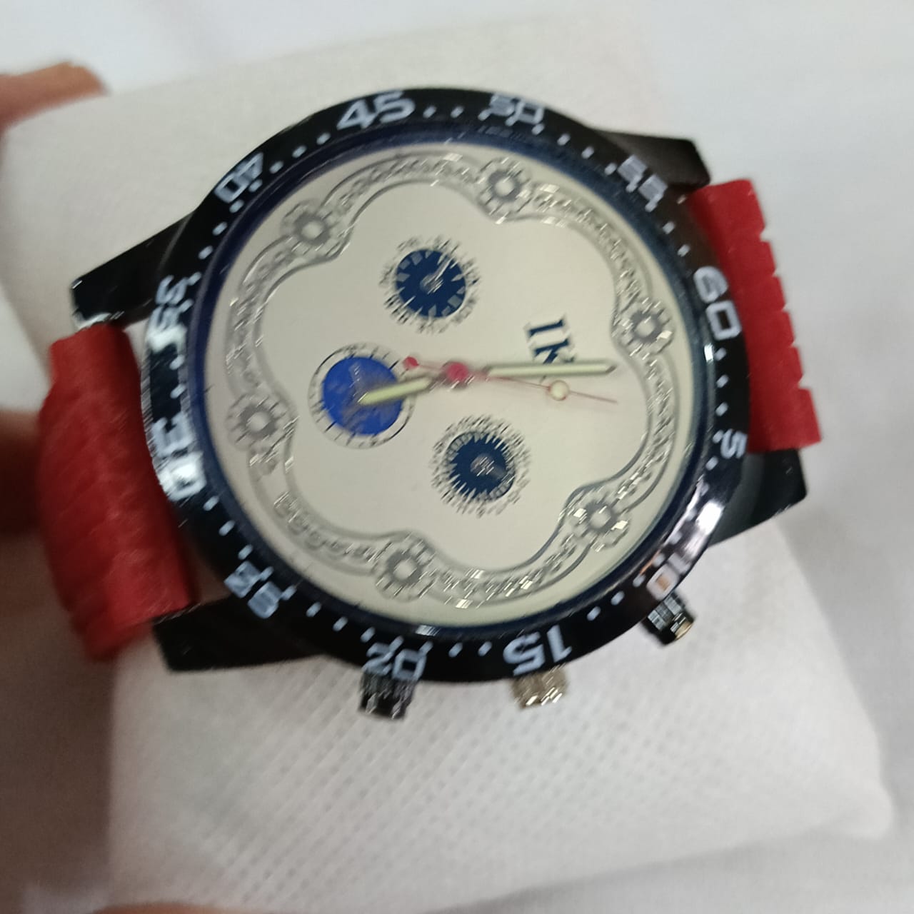 Montre IK femme original Quartz