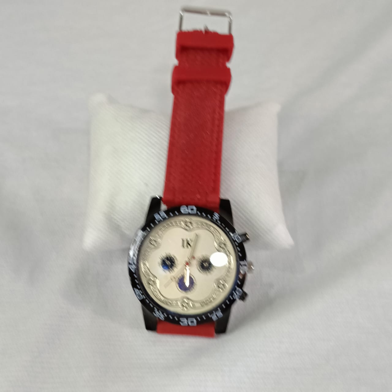 Montre IK femme original Quartz