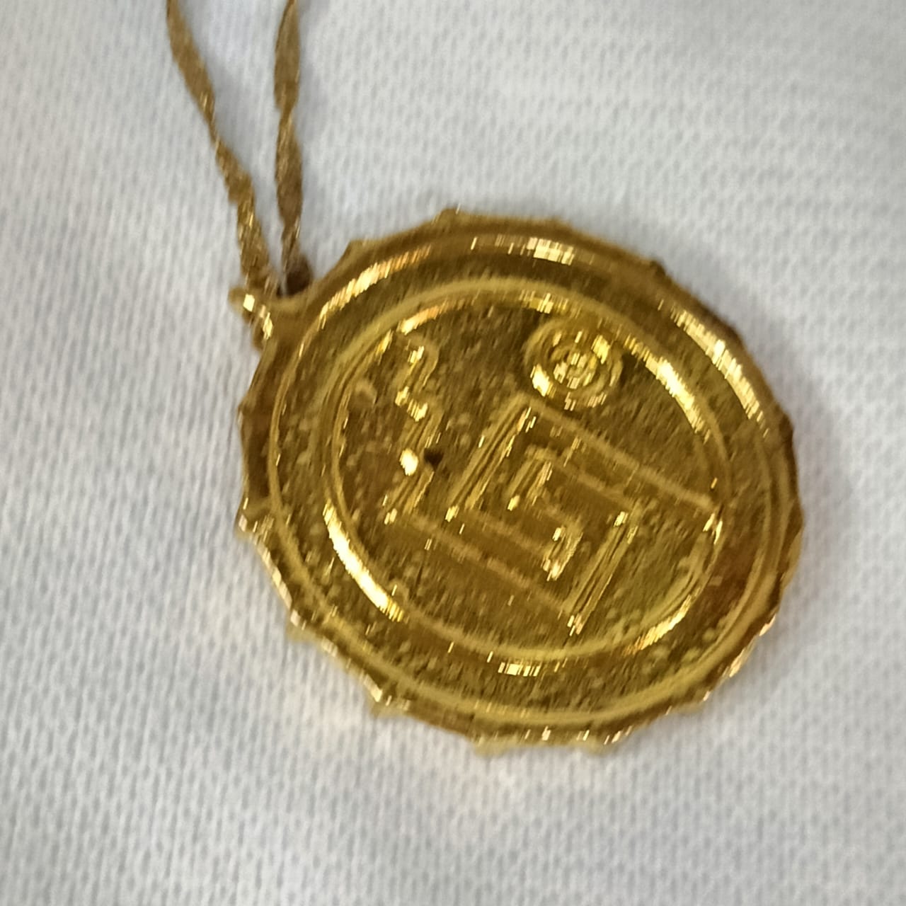 سلسلة بلاكي أصفر فرنسي 18k