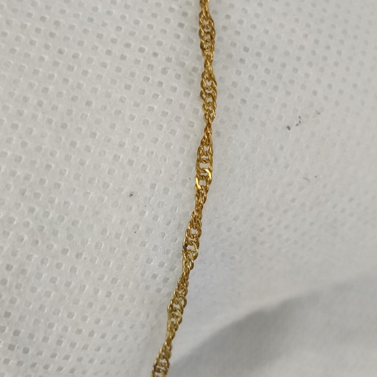 سلسلة بلاكي أصفر فرنسي 18k
