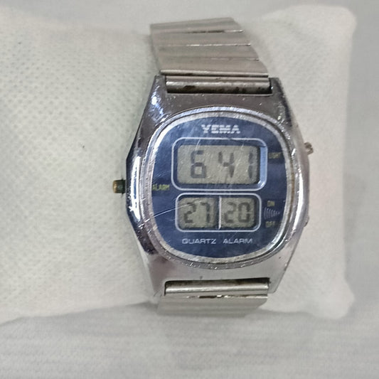 Montre yema analogique montre acier inoxydable vintage original