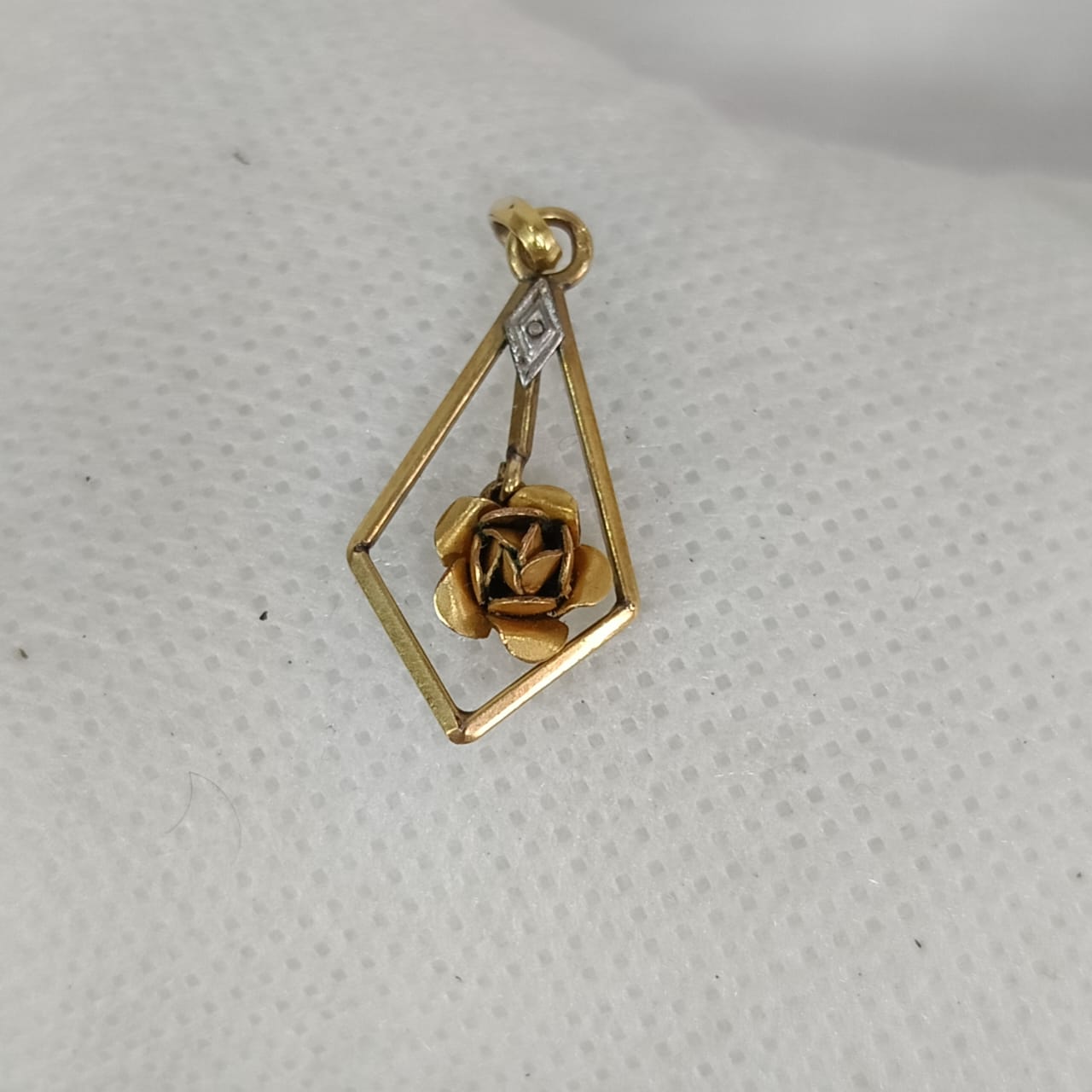 قلادة بلاكي حر فرنسي