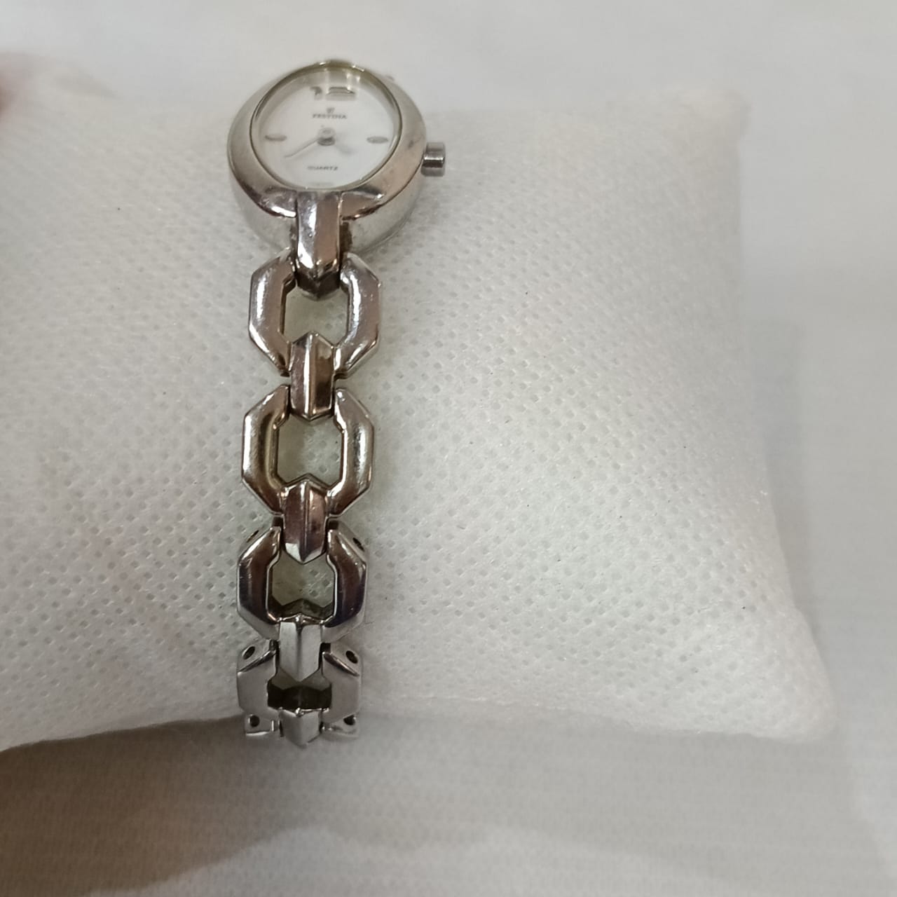 Montre Festina femme original Quartz acier inoxydable