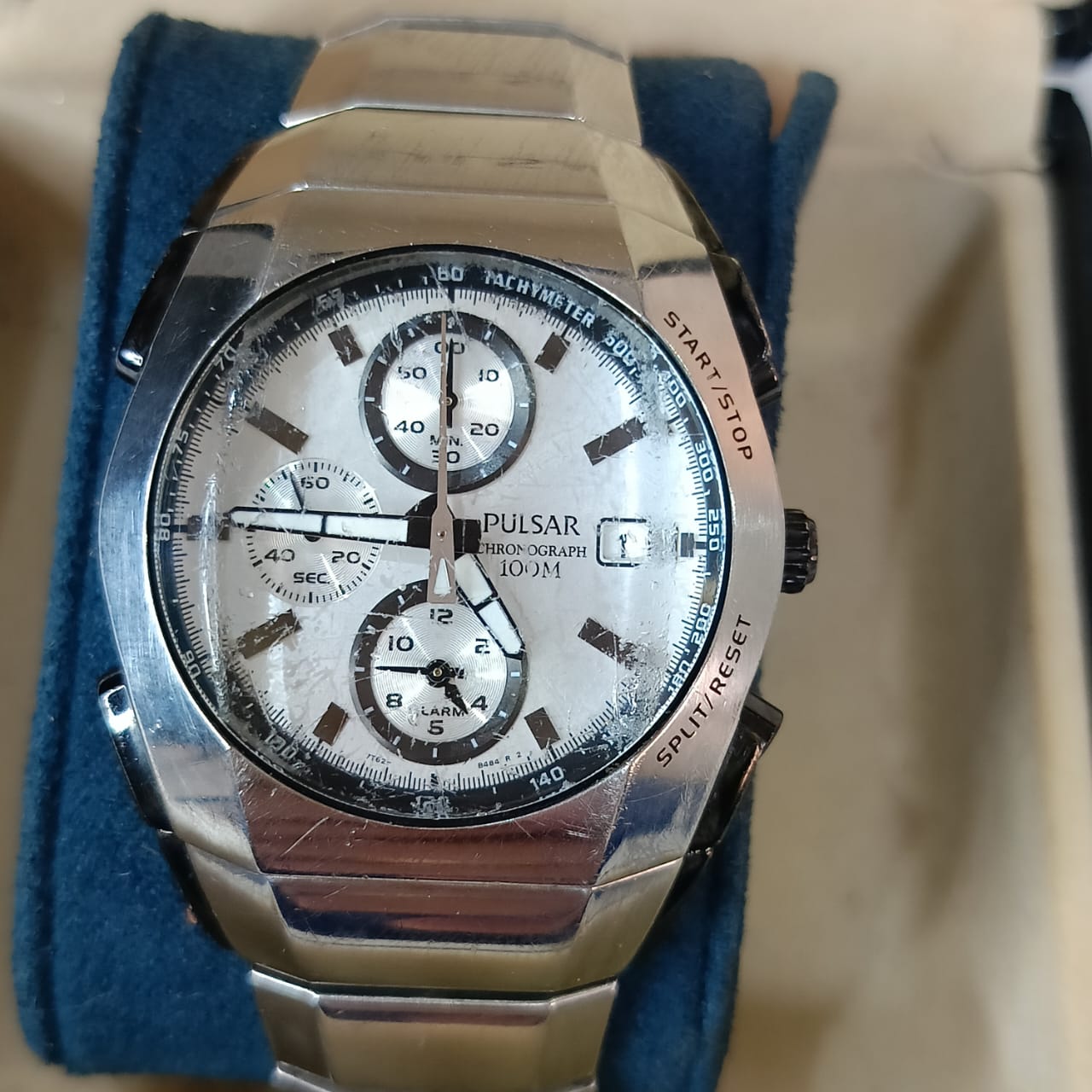 Montre Pulsar alarme original Quartz