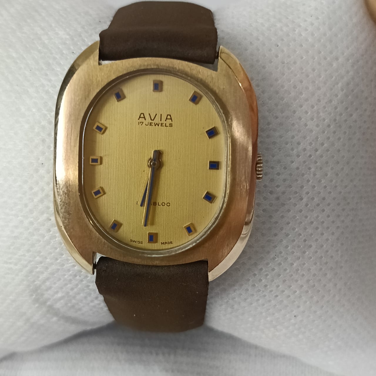 Montre Avia mécanique vintage original
