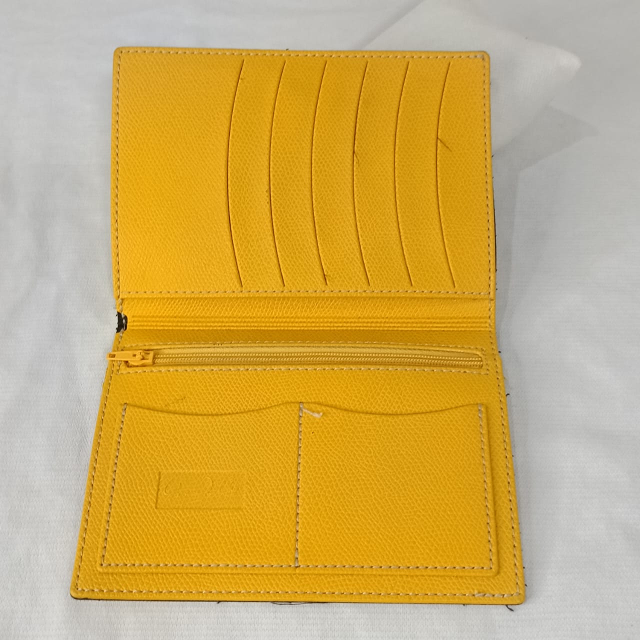 Portefeuille en cuir vintage original