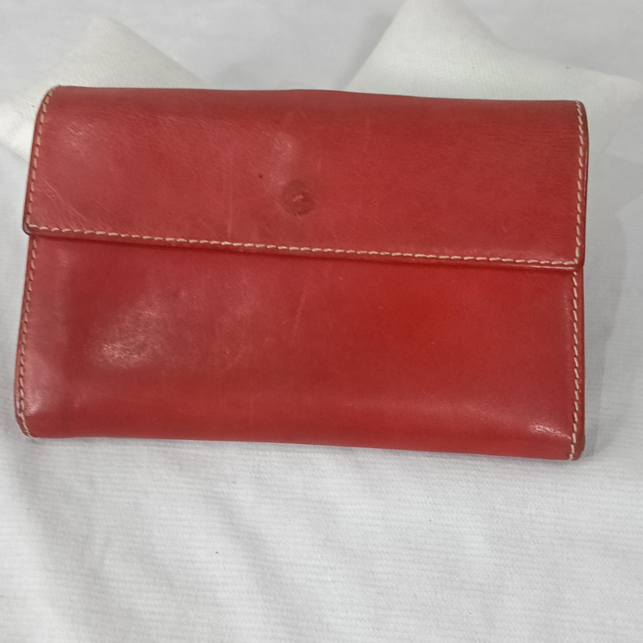 Portefeuille lugupell en cuir rouge vintage original