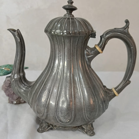 إبريق عتيق تحفة قديمة - 20cm/20cm