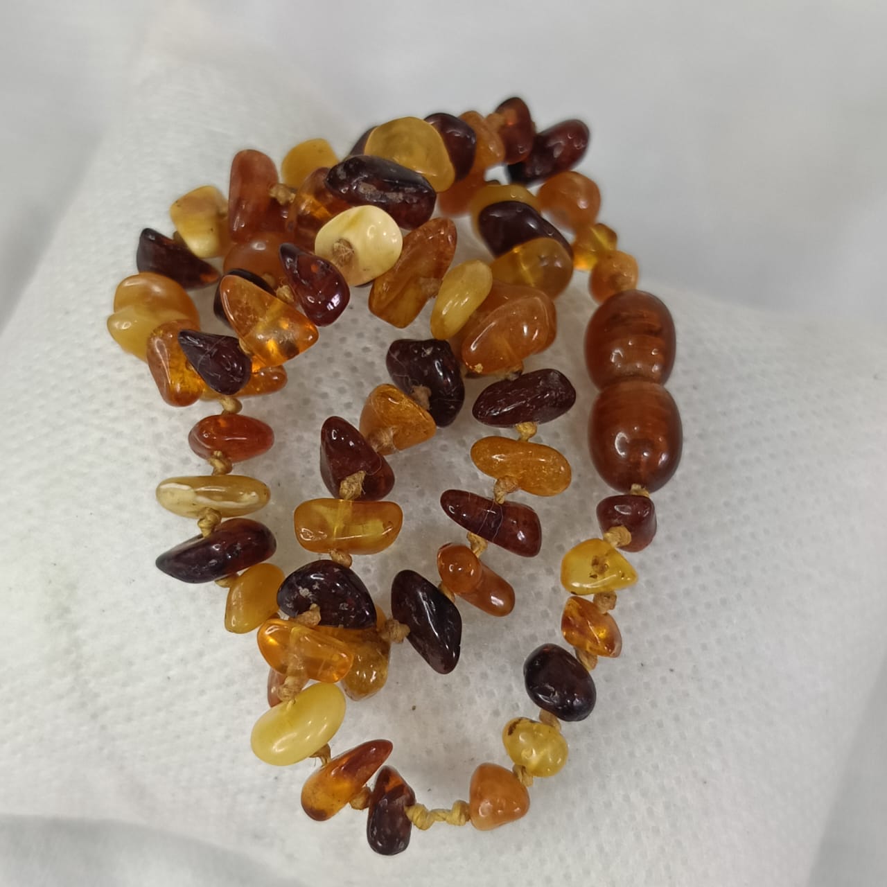 عقد صغير بالبان فواح - طول مغلق 13cm
