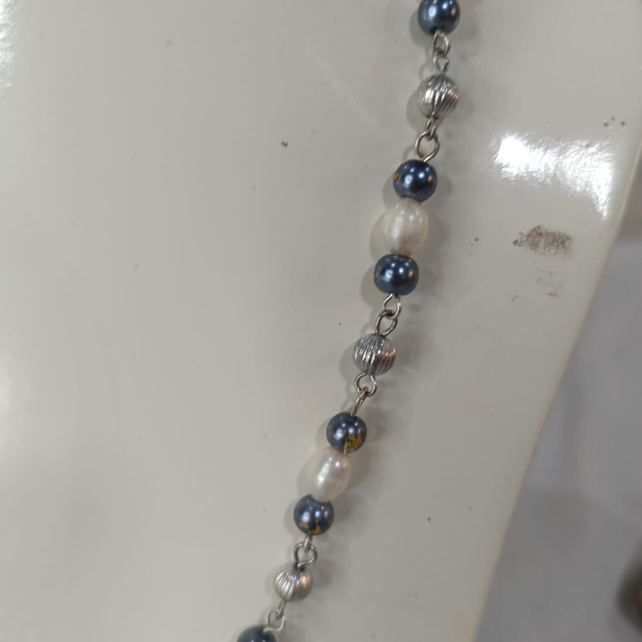 عقد تحفة فضة ولؤلؤ - طول مغلق 28cm