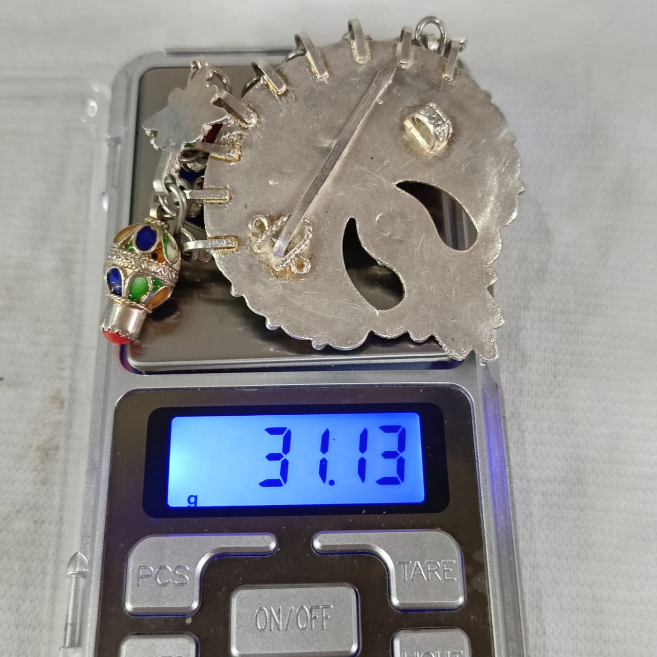 بروش كبير فضة بالمرجان