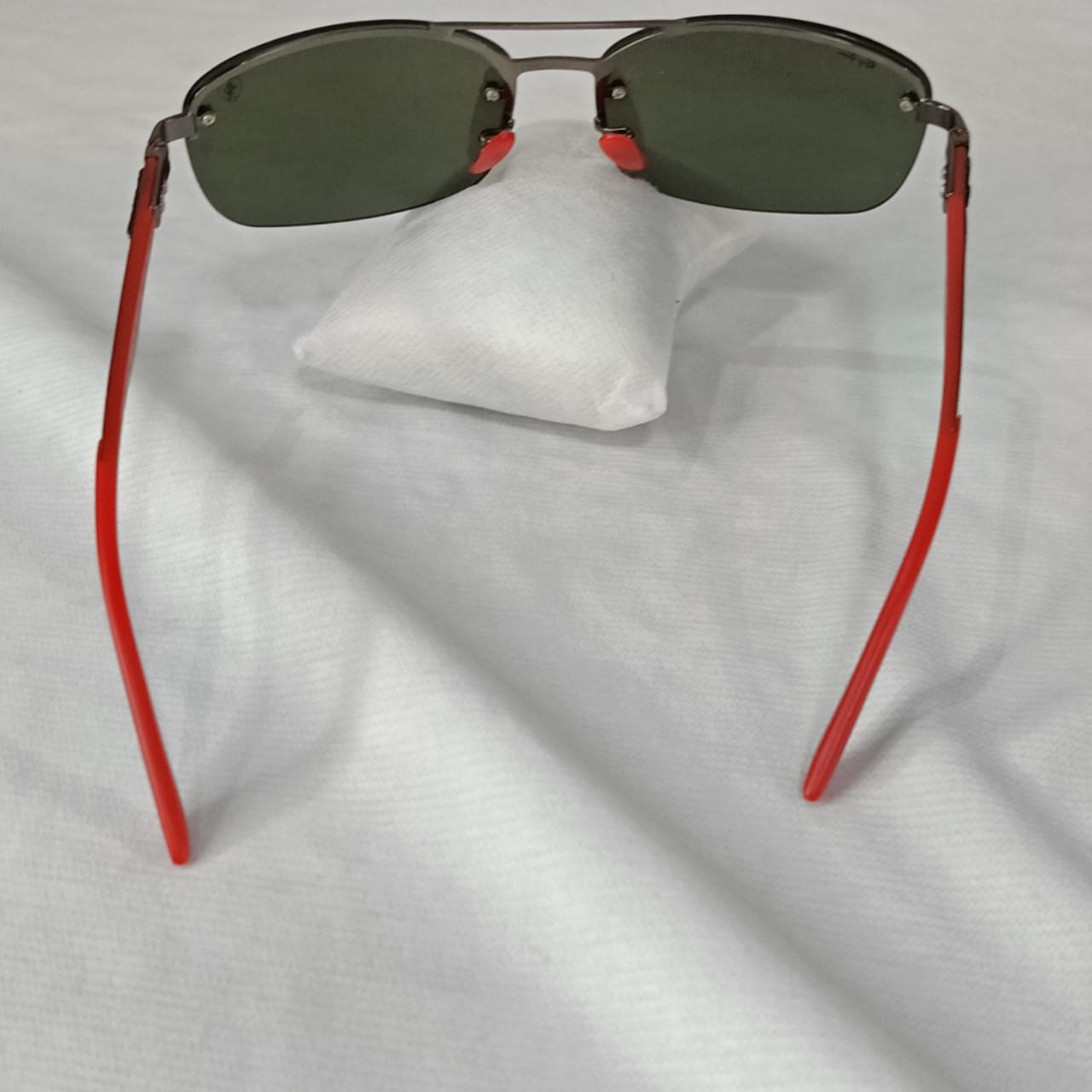 Lunette ray ben Ferrari carbone original italien
