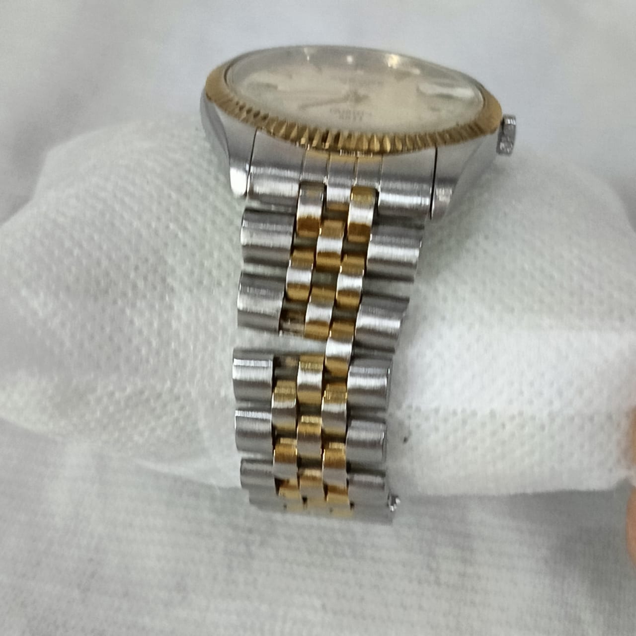 Montre aurore swiss Quartz original