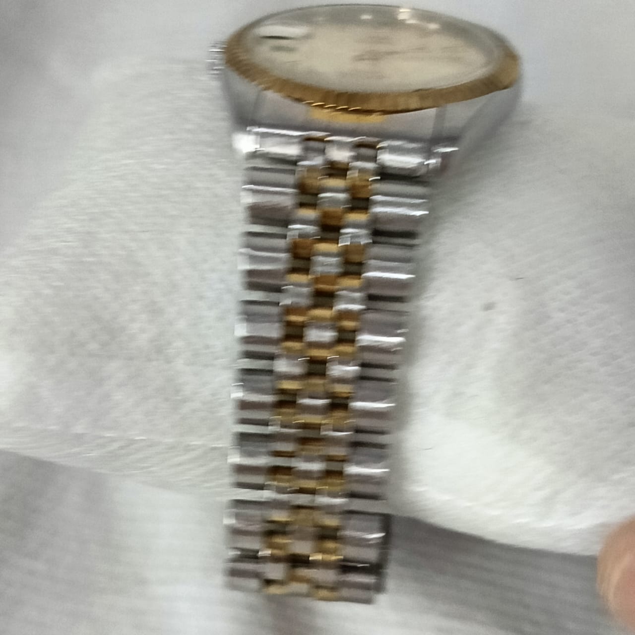 Montre aurore swiss Quartz original