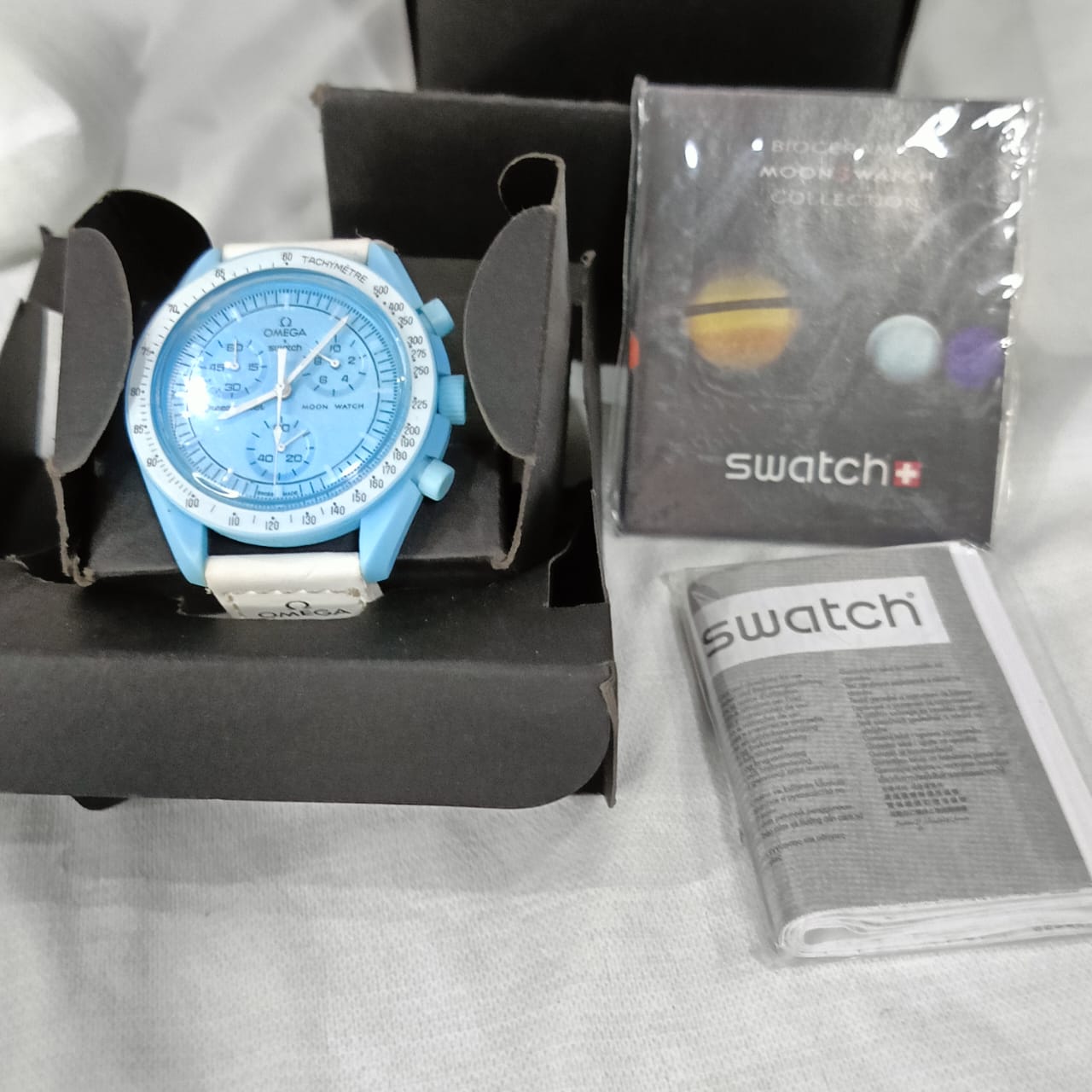 Montre Omega/ switch chronographe original Quartz