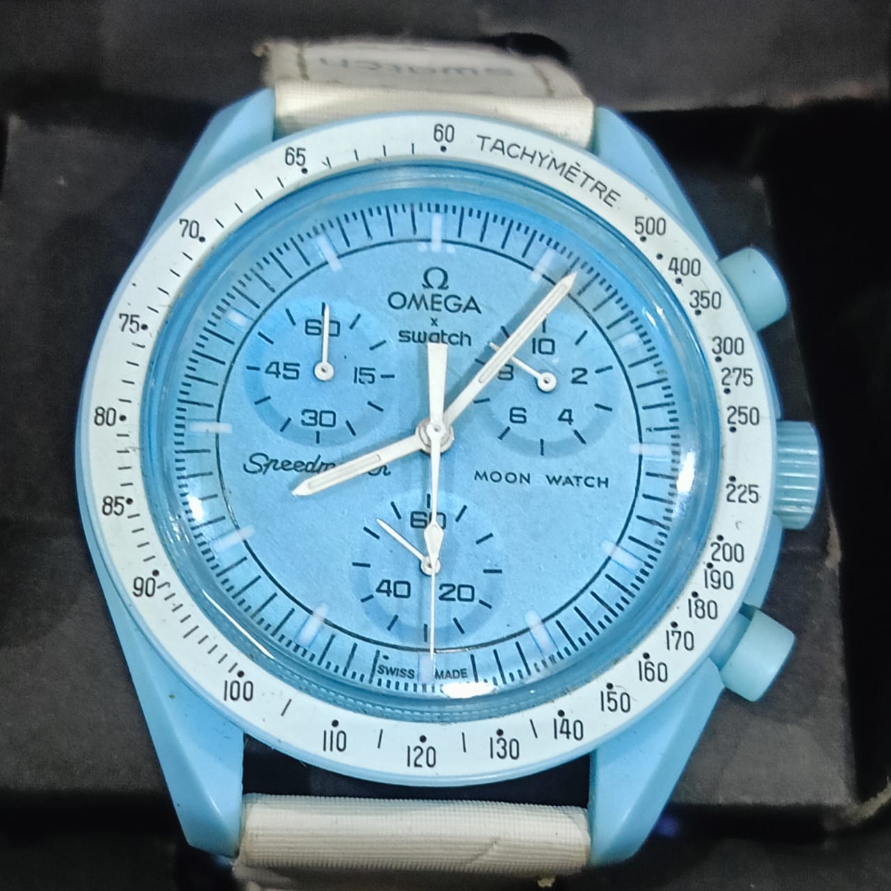 Montre Omega/ switch chronographe original Quartz