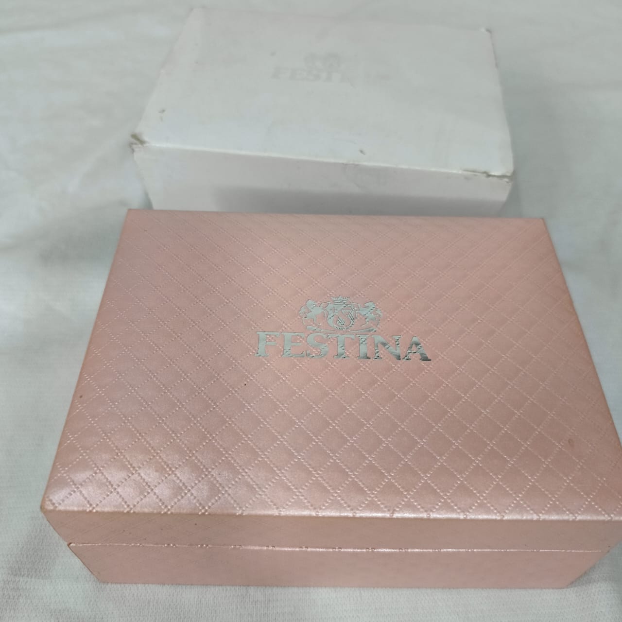 Montre Festina femme original en plaqué or