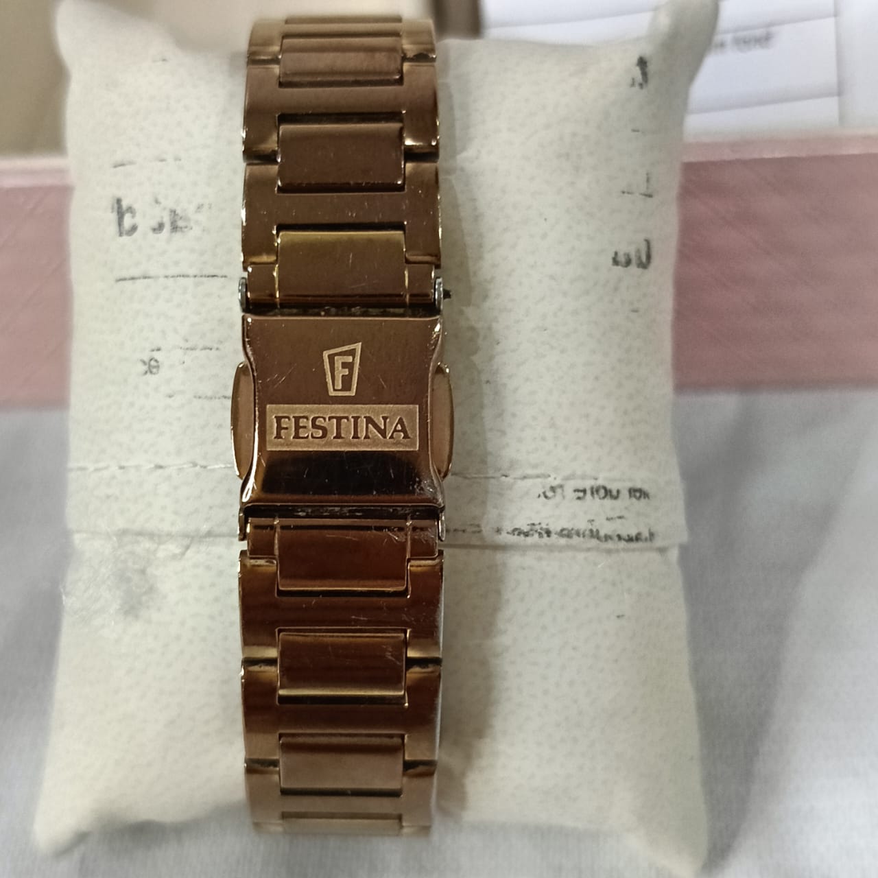 Montre Festina femme original en plaqué or