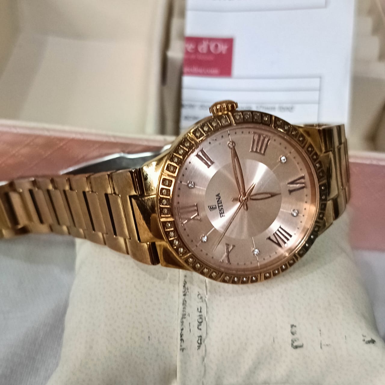 Montre Festina femme original en plaqué or