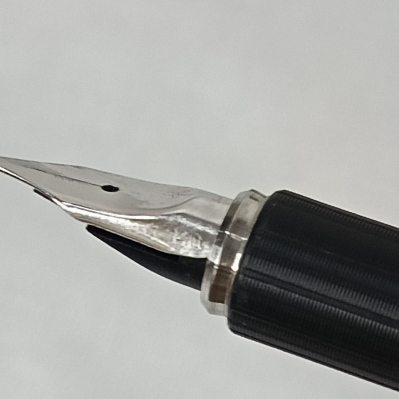 Stylo plume Aurora argent et or 14k