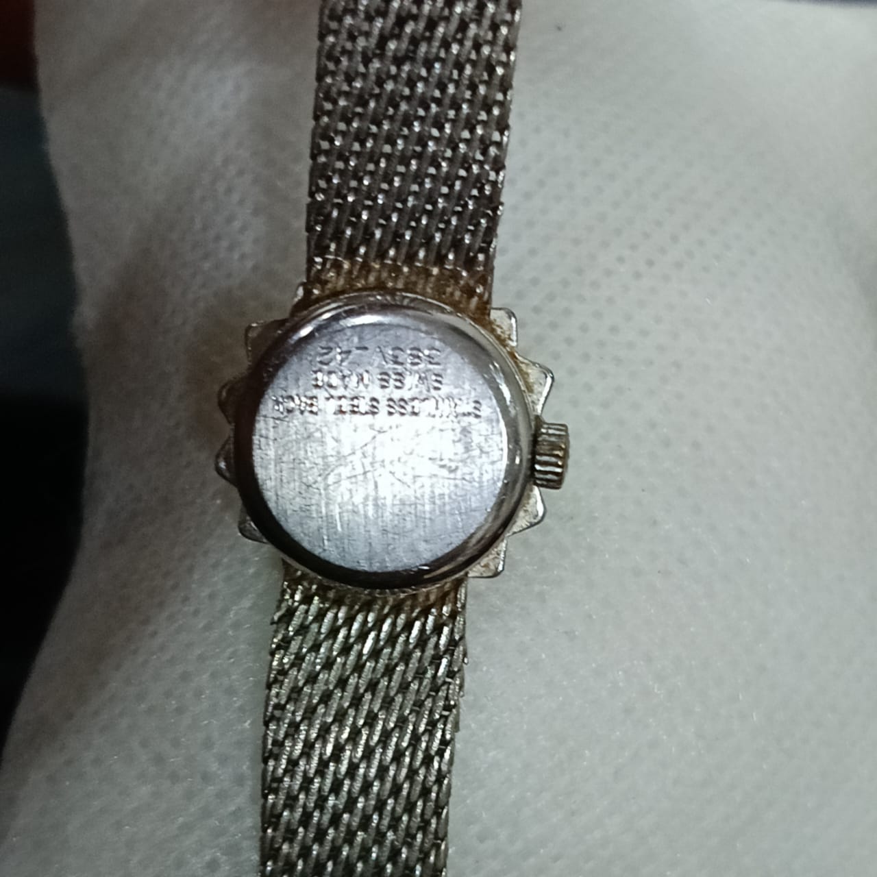 Montre Sandoz mécanique femme عاطلة
