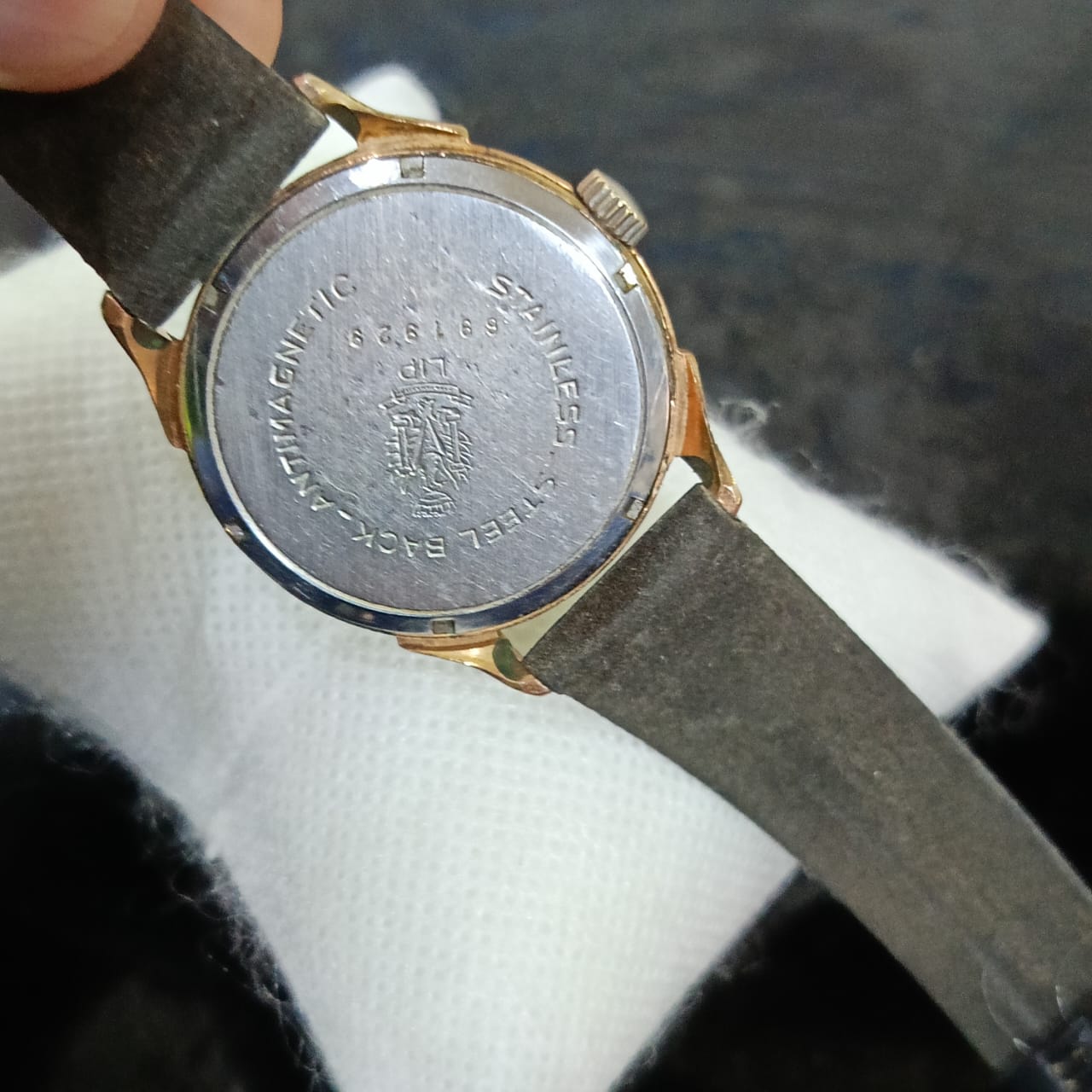 Montre lip mécanique vintage original