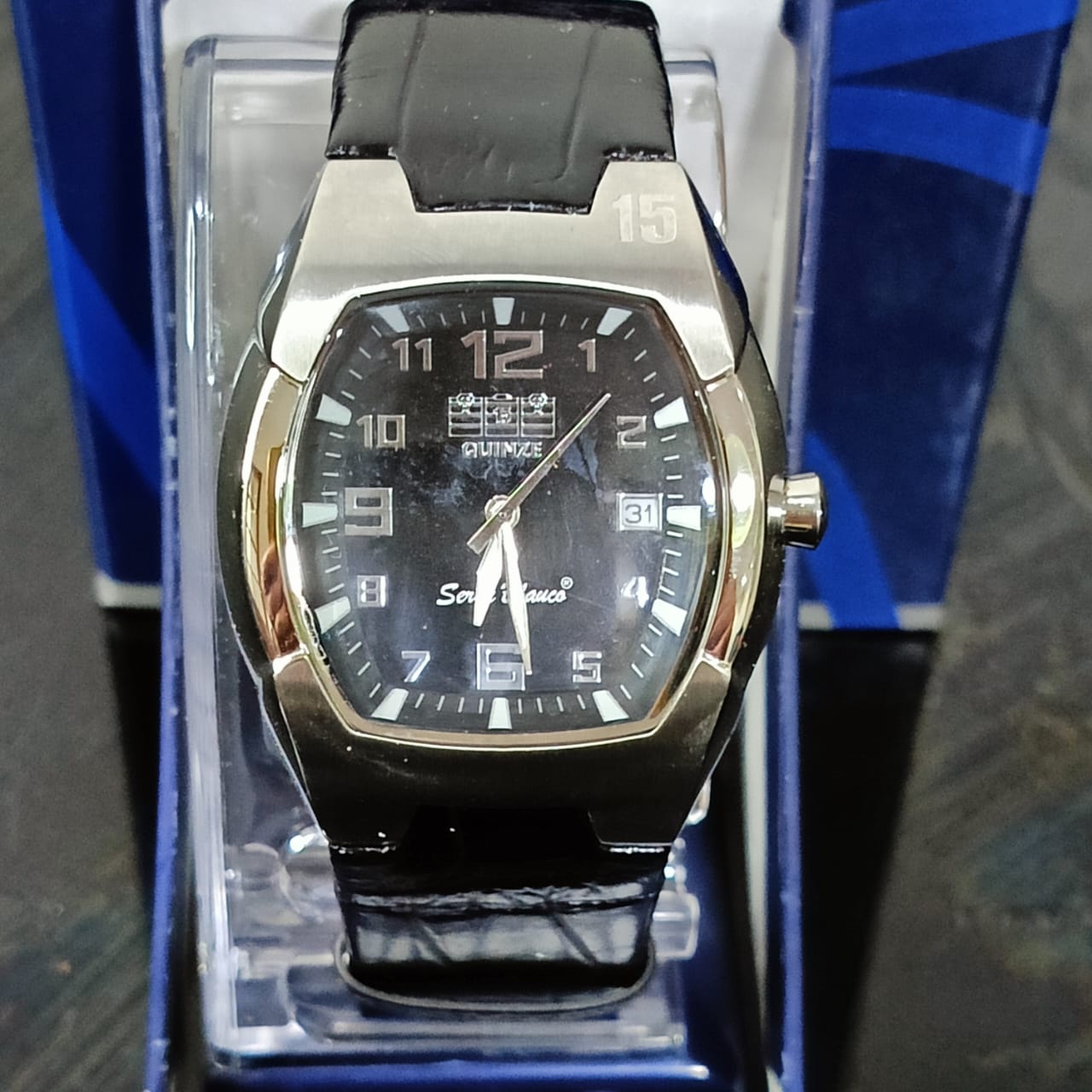 Montre quinze Quartz original neuf