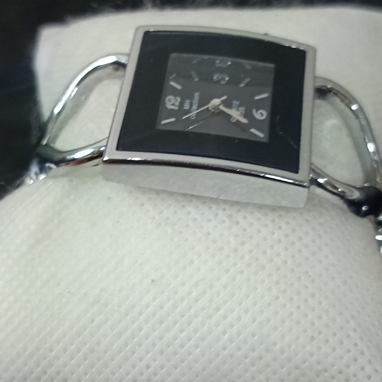 Montre MH femme original Quartz