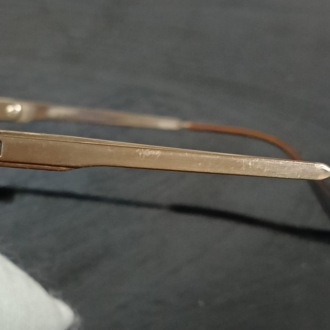 Cadre du lunette plaqué or vintage original