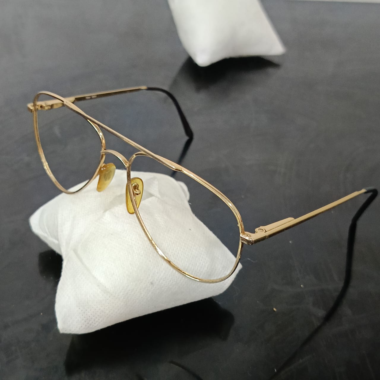 Cadre du lunette plaqué or