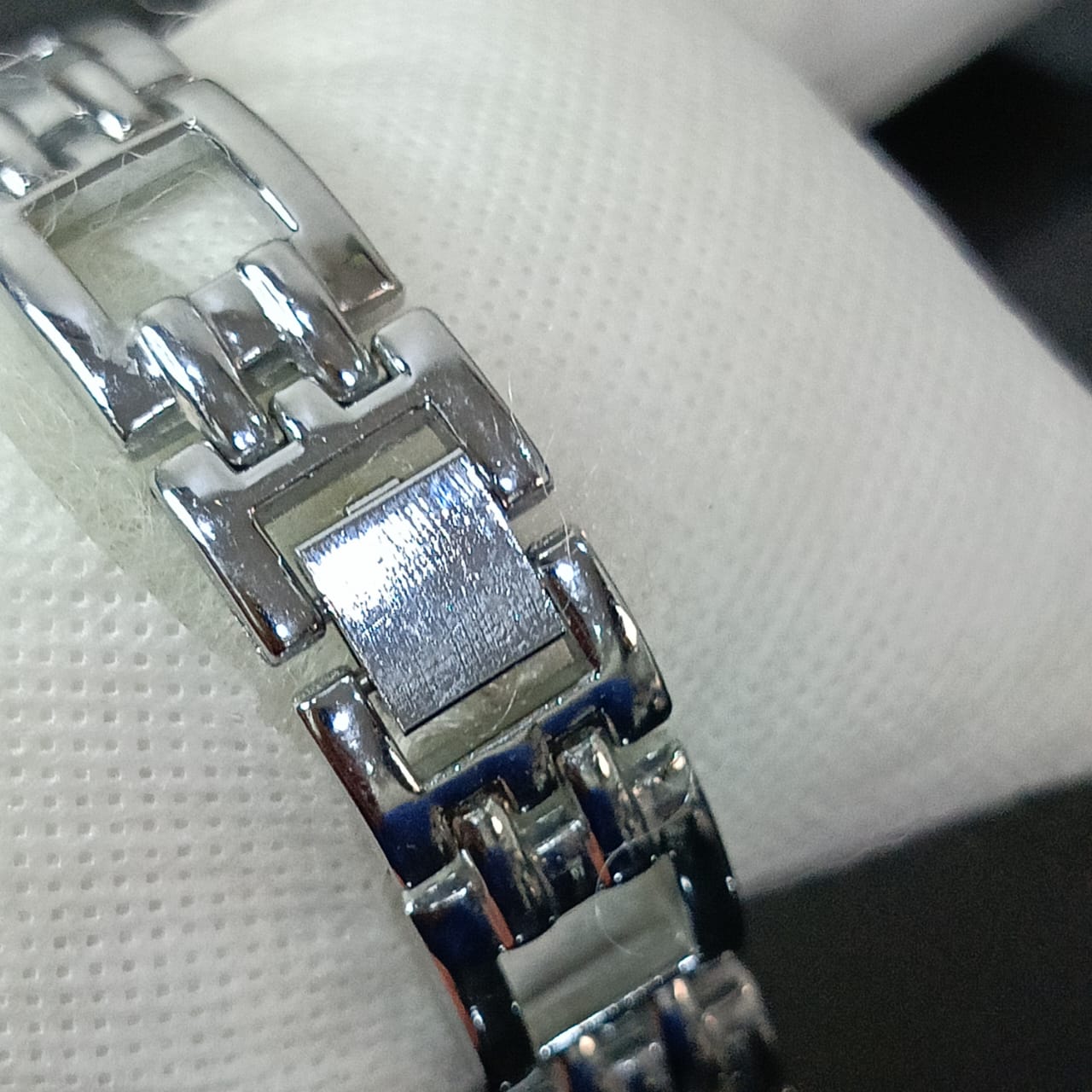 Montre BK femme original Quartz plaqué or blanc