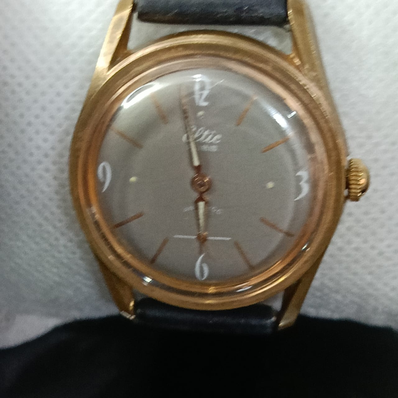 Montre eltic mécanique vintage original