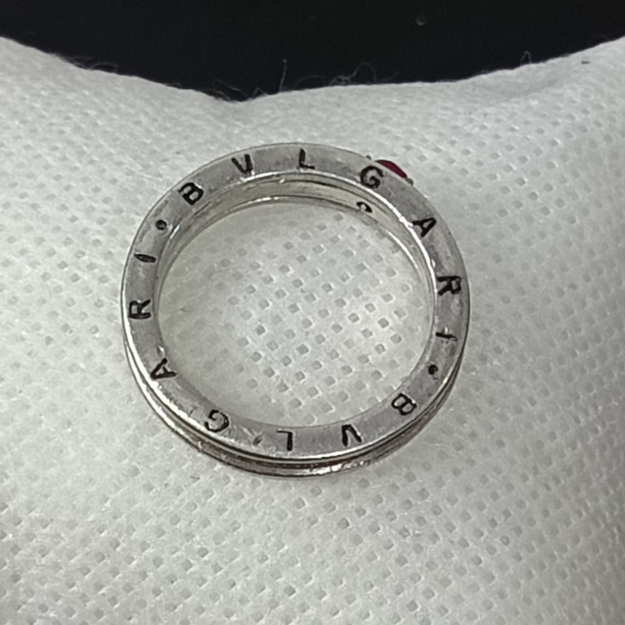 Bague bvolgai argent original et Ruby