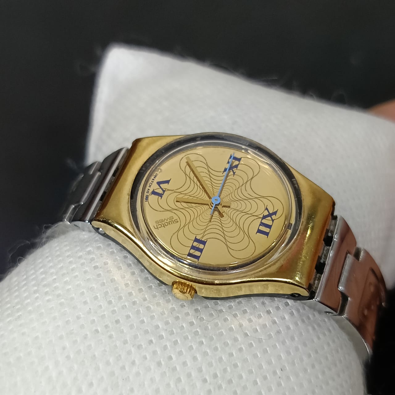 Montre swatch femme original Quartz