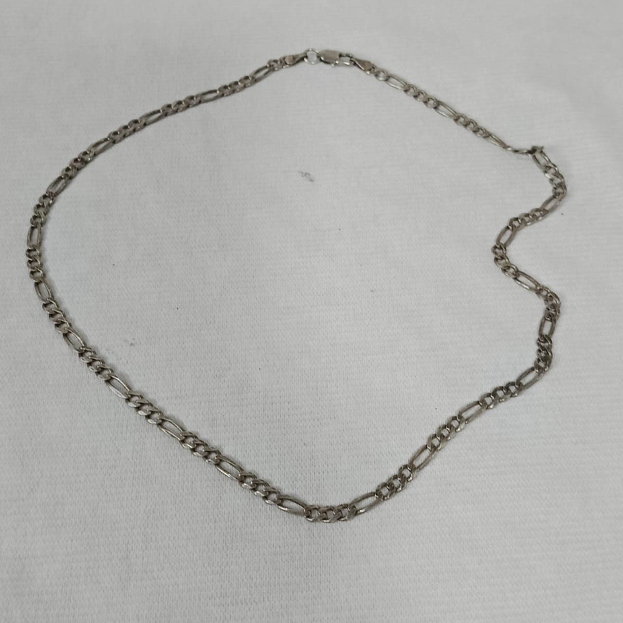 سلسلة فضة تحفة