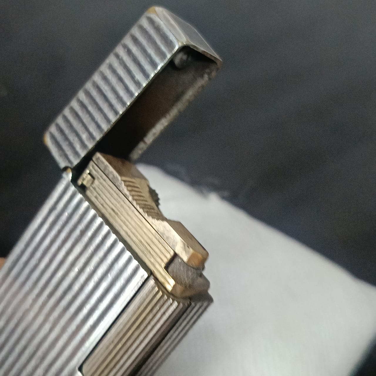 Briquet Dupont argenté antique