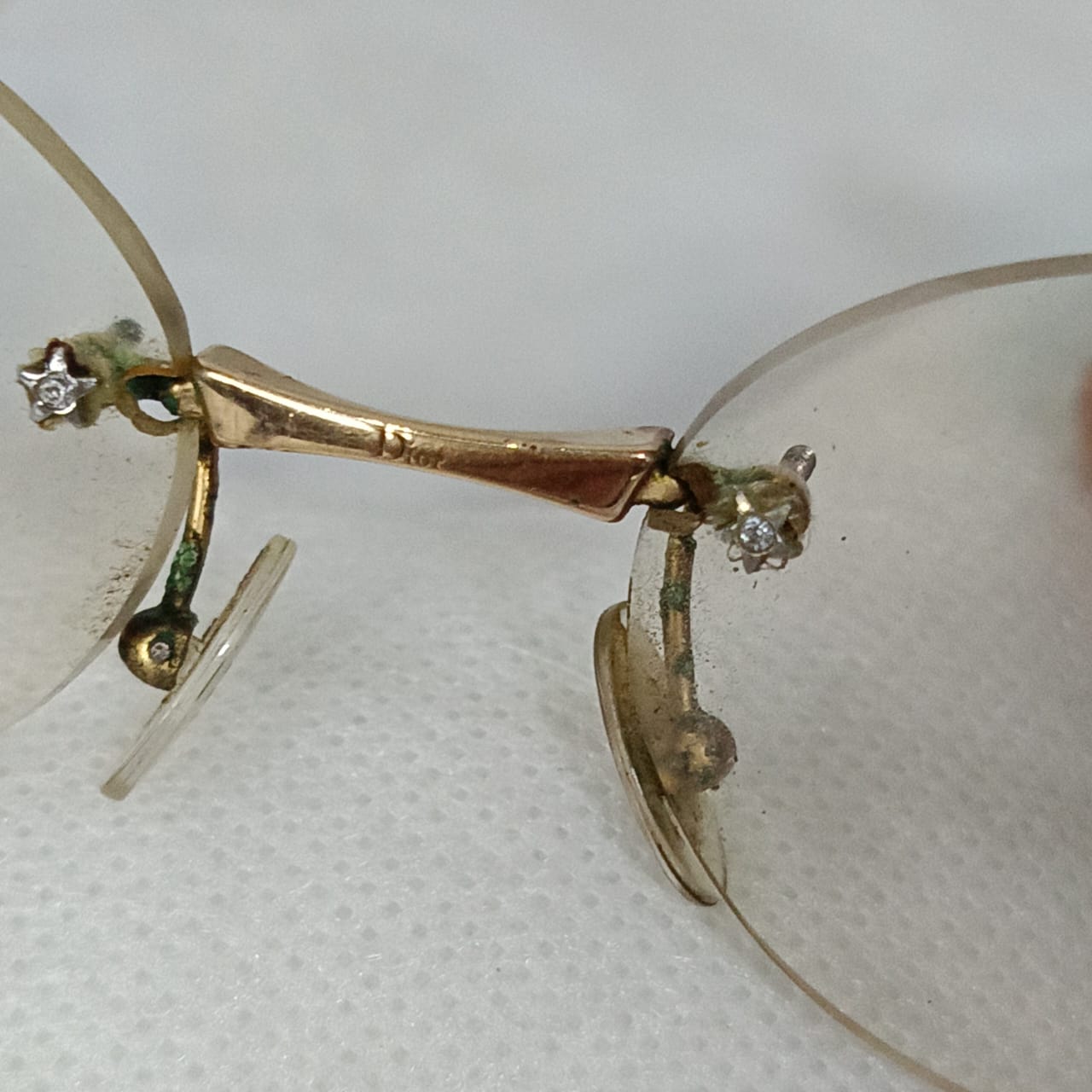 Cadre du lunette Dior femme en plaqué or vintage
