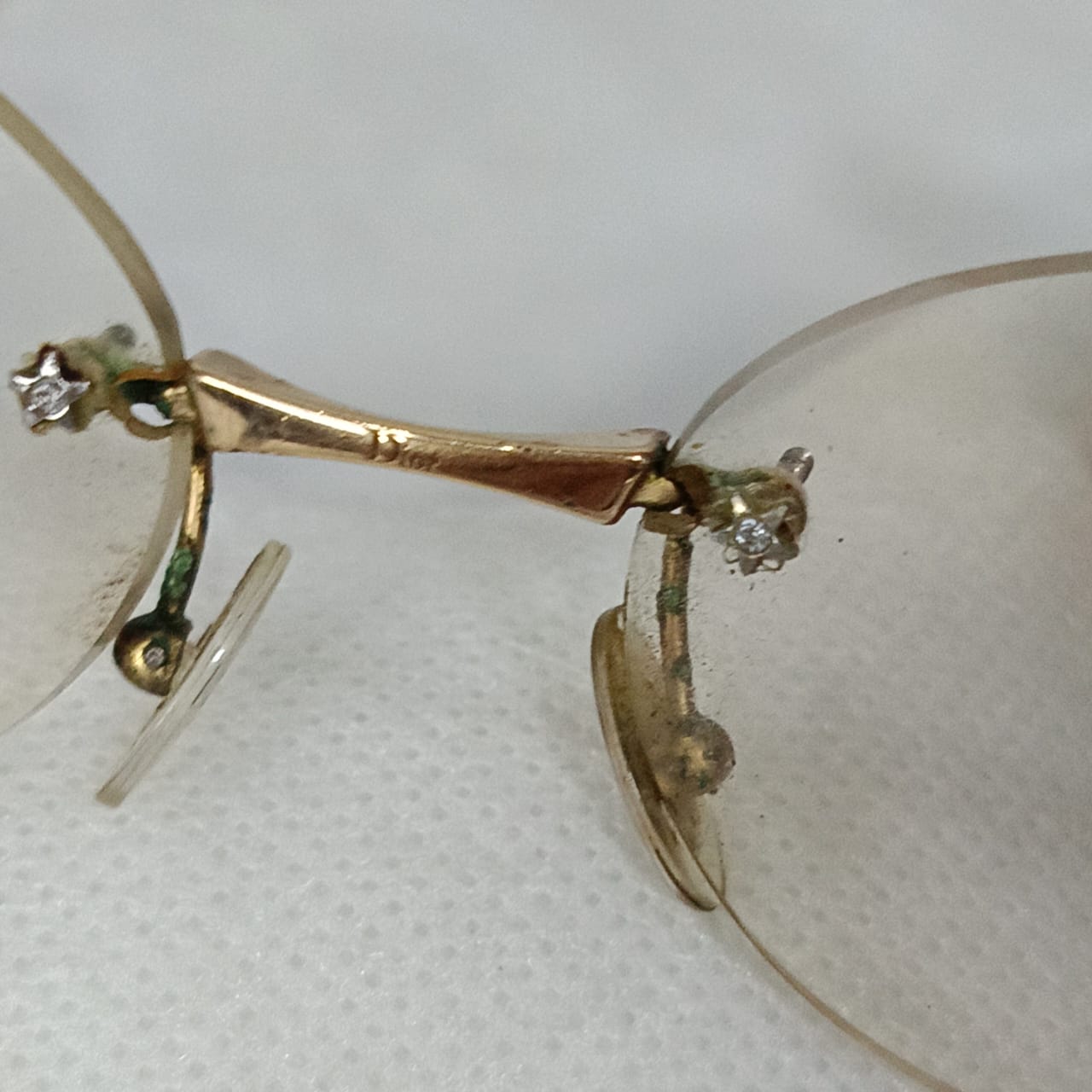 Cadre du lunette Dior femme en plaqué or vintage
