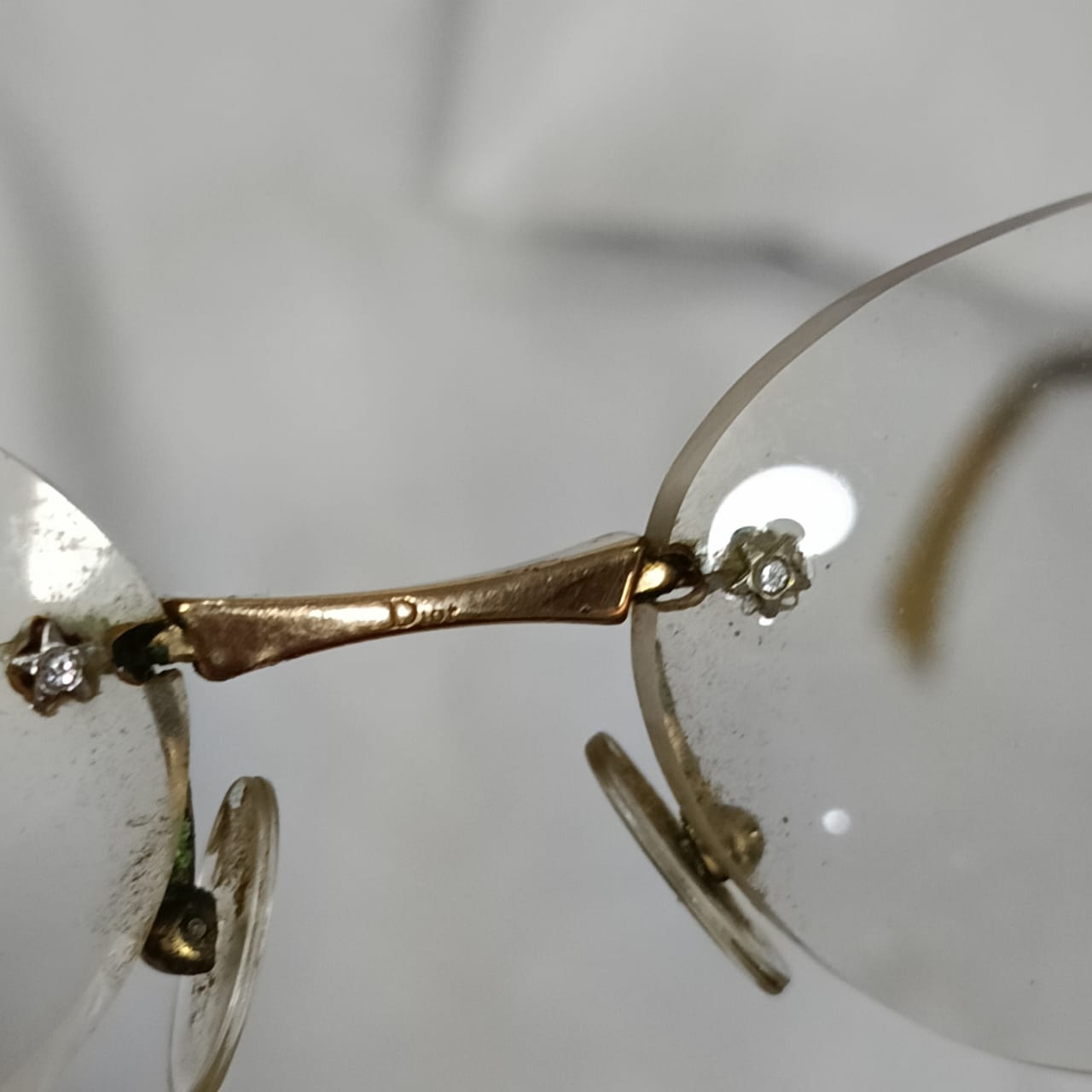 Cadre du lunette Dior femme en plaqué or vintage