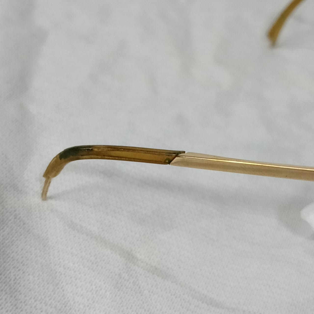 Cadre du lunette Dior femme en plaqué or vintage