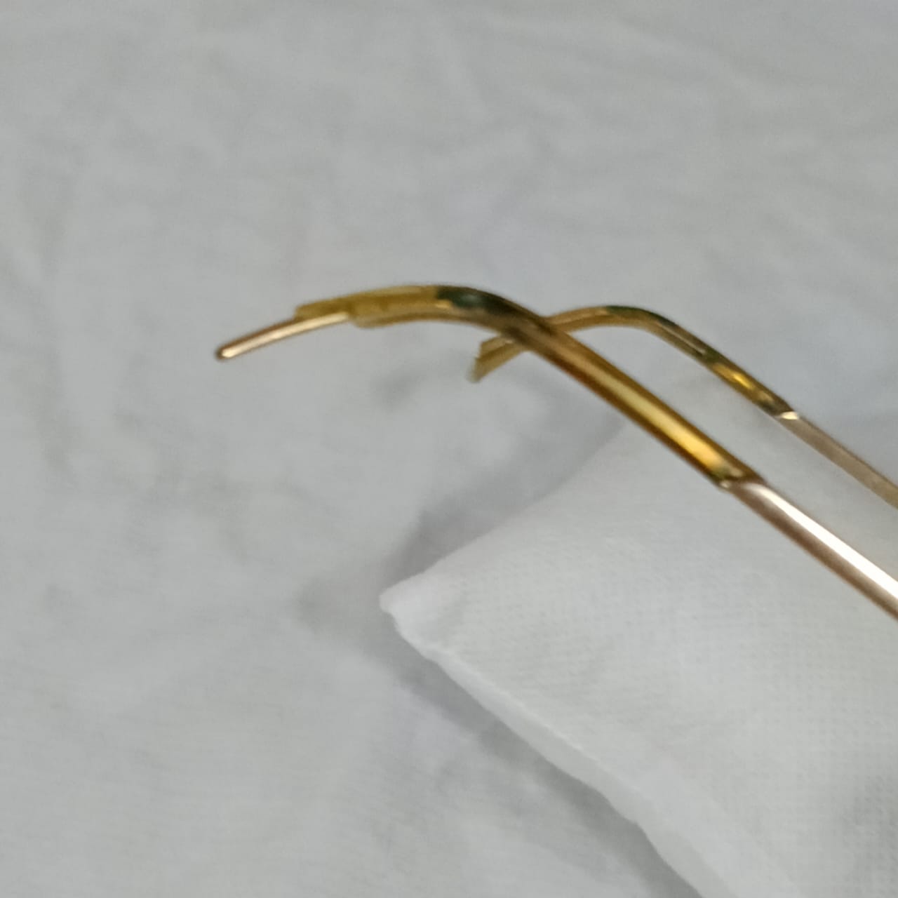 Cadre du lunette Dior femme en plaqué or vintage