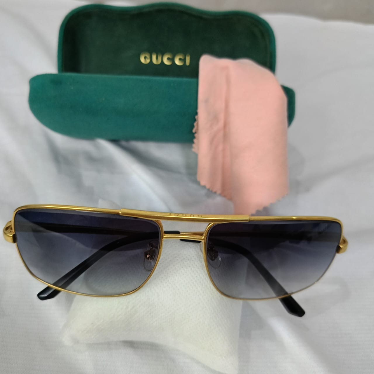 Lunette Gucci homme original en plaqué or