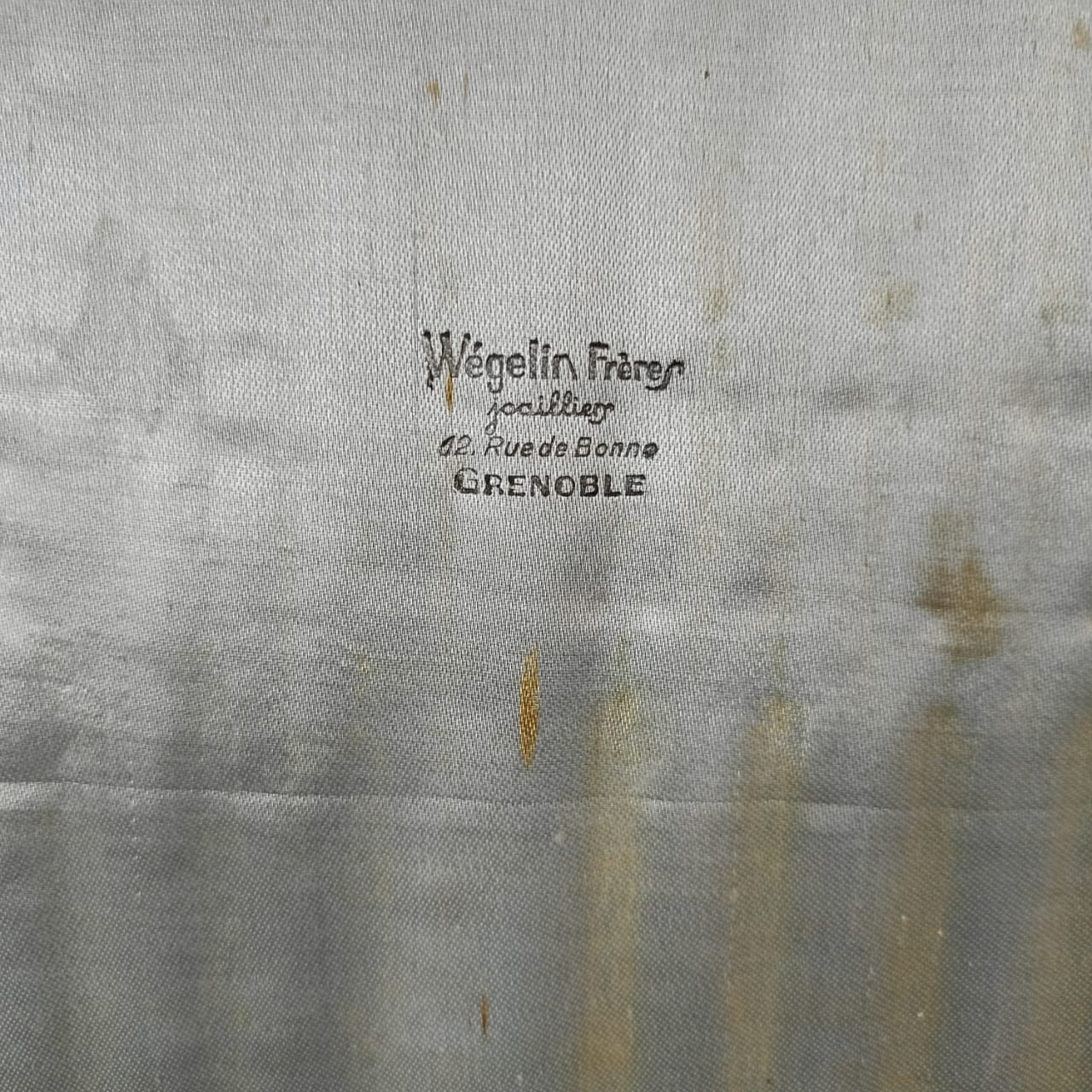 Ancien coffret argenté عااج 24 pièce