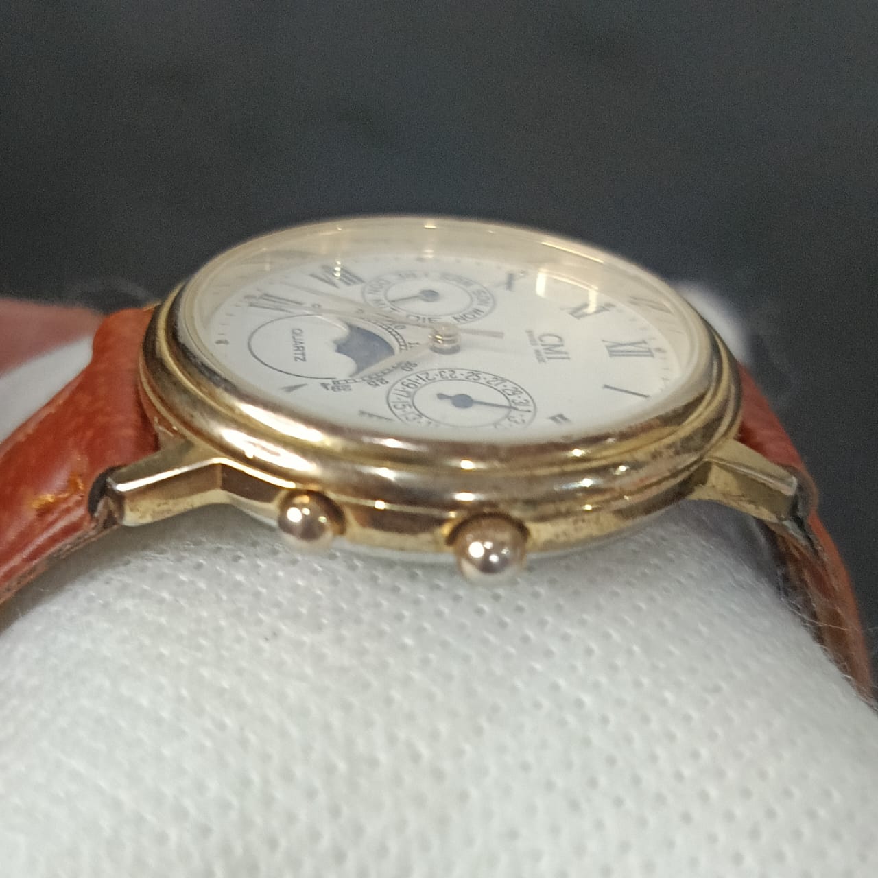Montre CMI suisse original