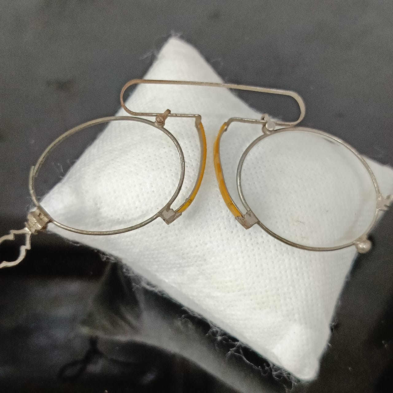 Cadre du lunette vintage original