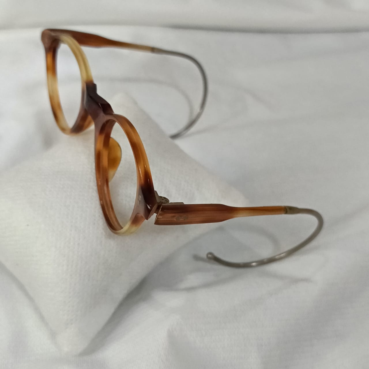 Cadre du lunette vintage original