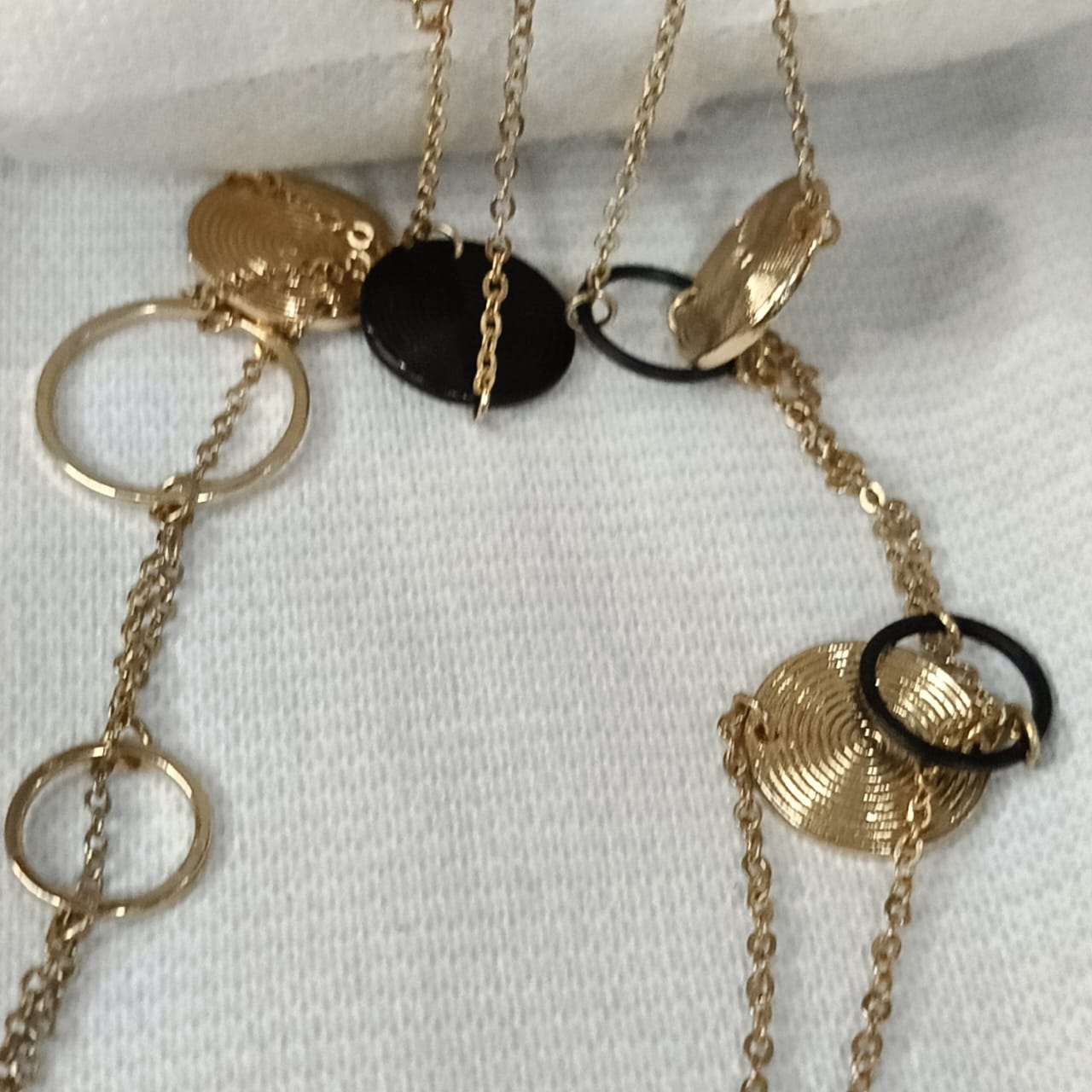 سلسلة بلاكي أصفر تحفة